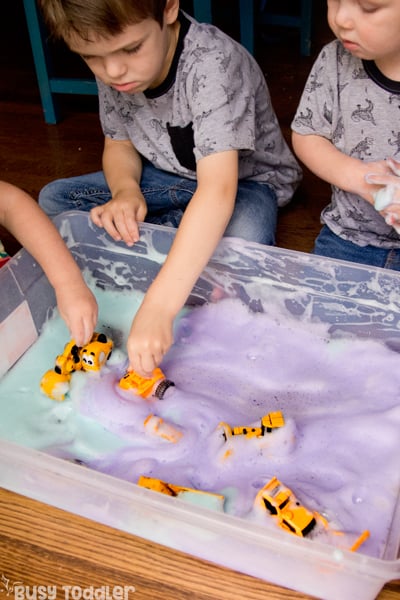BUBBLE TRUCKS: Have you made bubble foam yet? A quick and easy sensory activity; fun activity for toddlers; toddler activity; easy kids activity from Busy Toddler